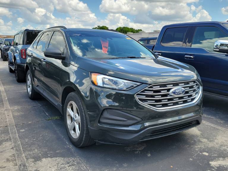 2022 Ford Edge SE