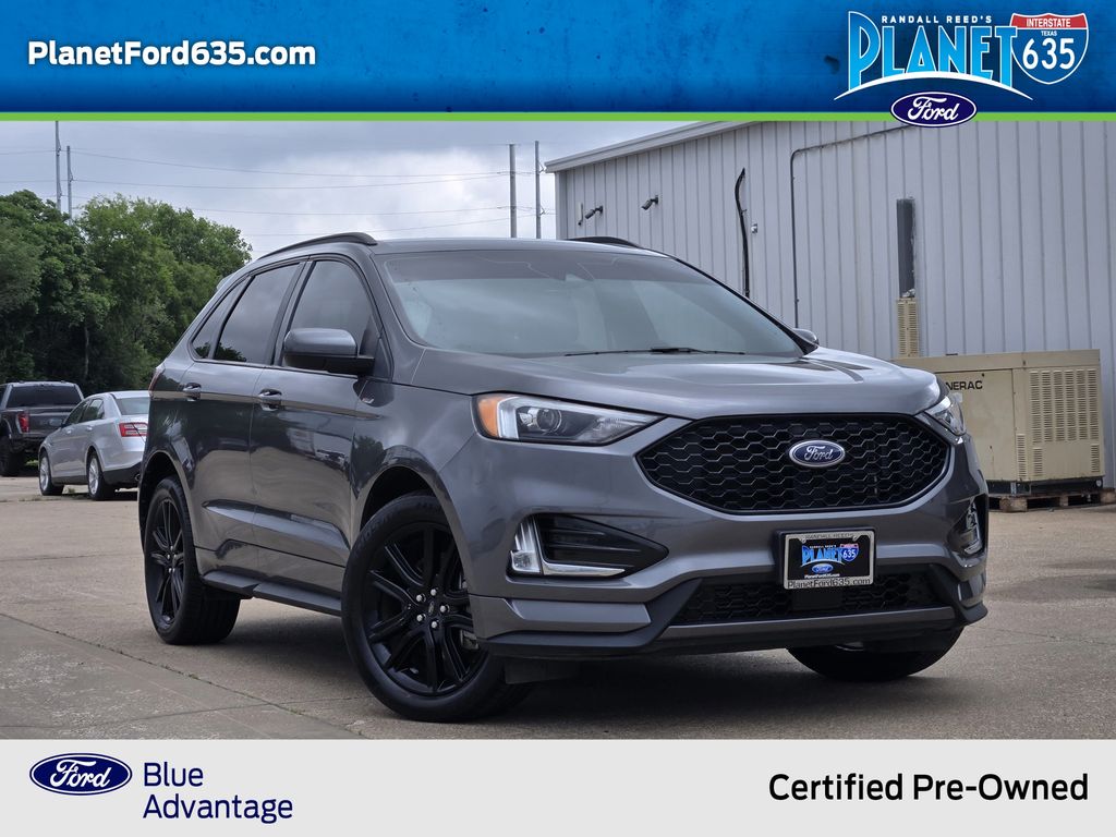 2023 Ford Edge ST-Line AWD's photo