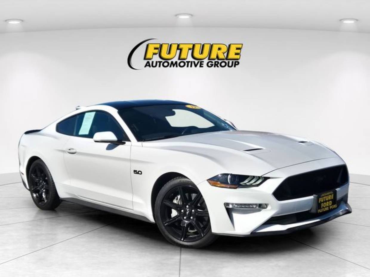 2019 Ford Mustang GT Coupe's photo