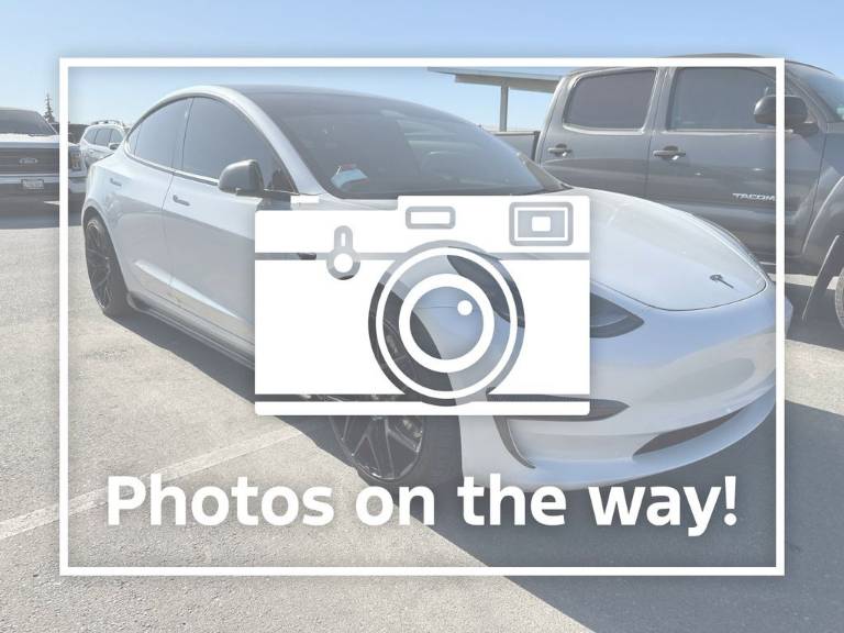2023 Tesla Model 3 Performance