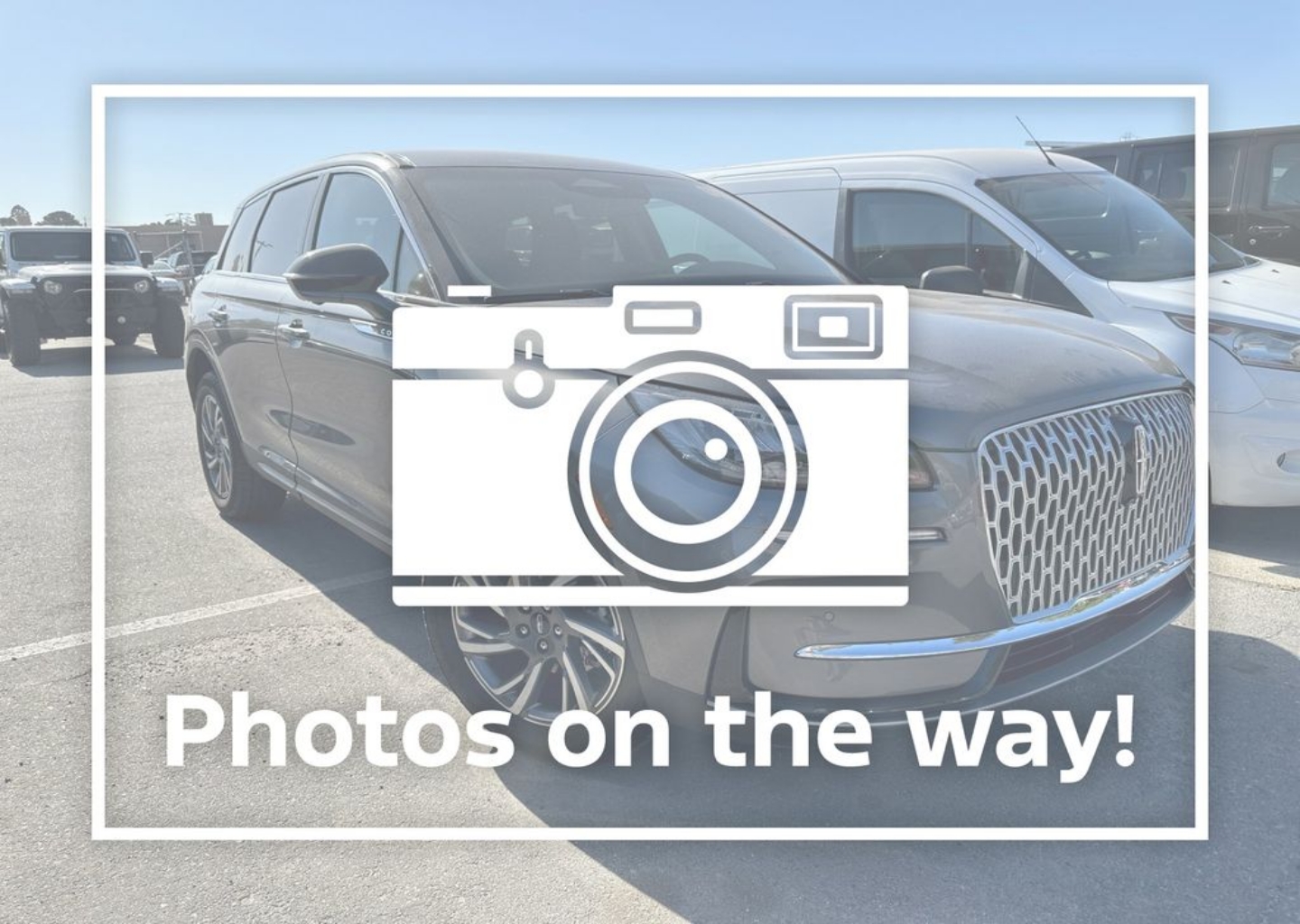 2025 Lincoln Corsair Premiere FWD's photo