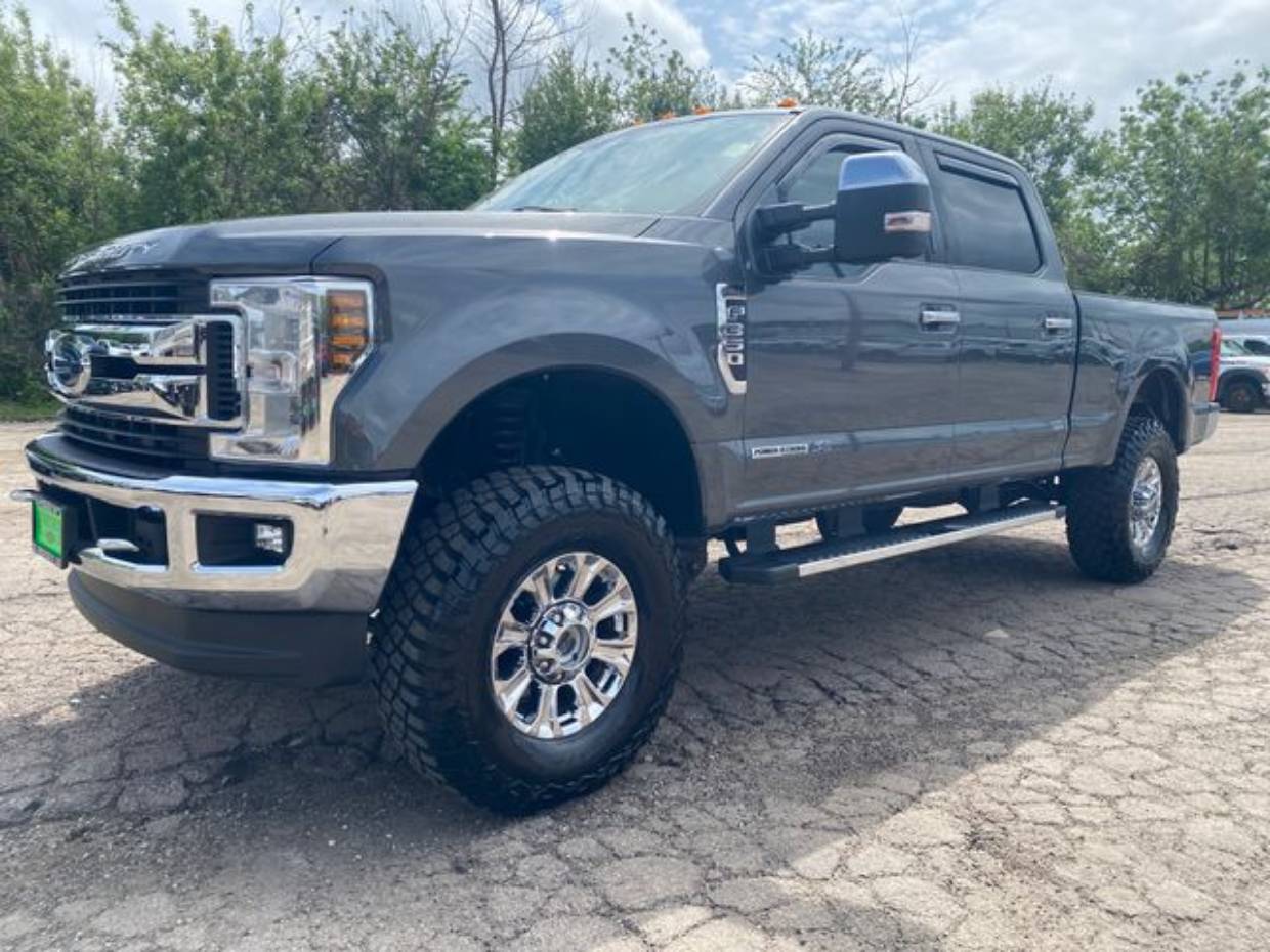 2019 Ford F-350 XLT 4x4 Crew Cab 6-1/2' Box SRW's photo