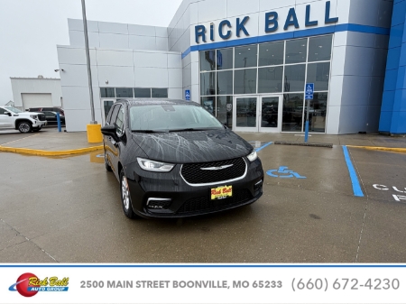 2023 Chrysler Pacifica T