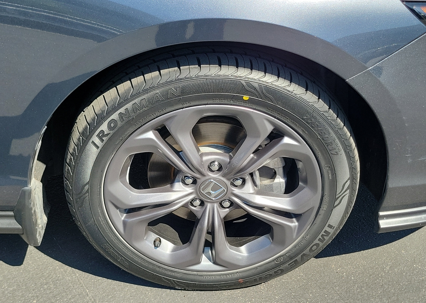 2023 Honda Accord EX - Photo 6