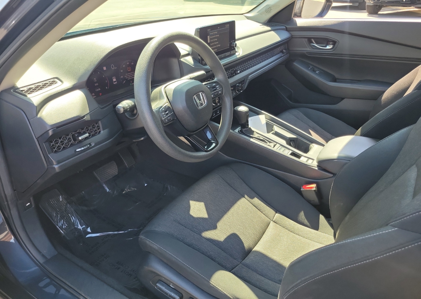 2023 Honda Accord EX - Photo 16