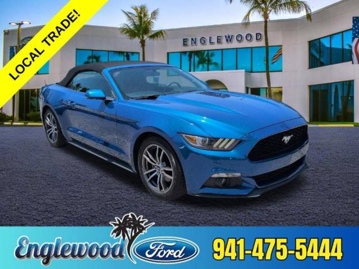 2017 Ford Mustang EcoBoost Convertible Premium's photo