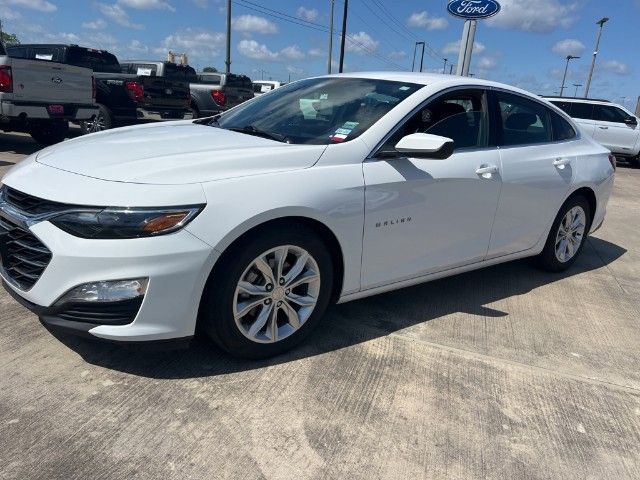 2022 Chevrolet Malibu 1LT's photo