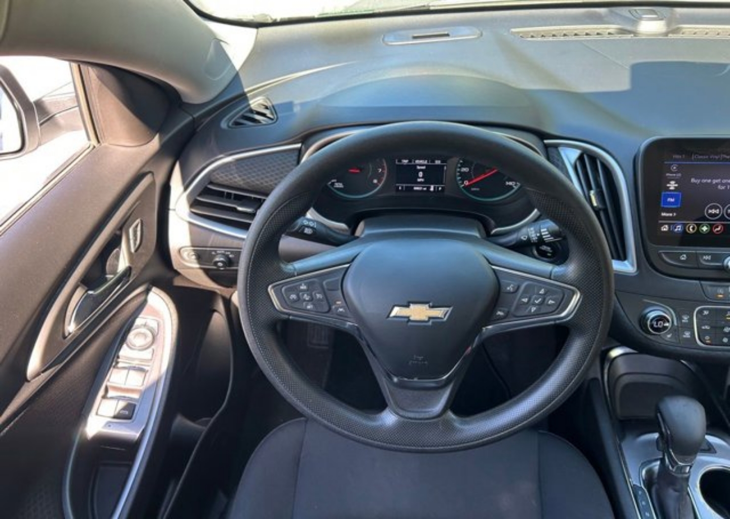 2024 Chevrolet Malibu 1LT - Photo 23