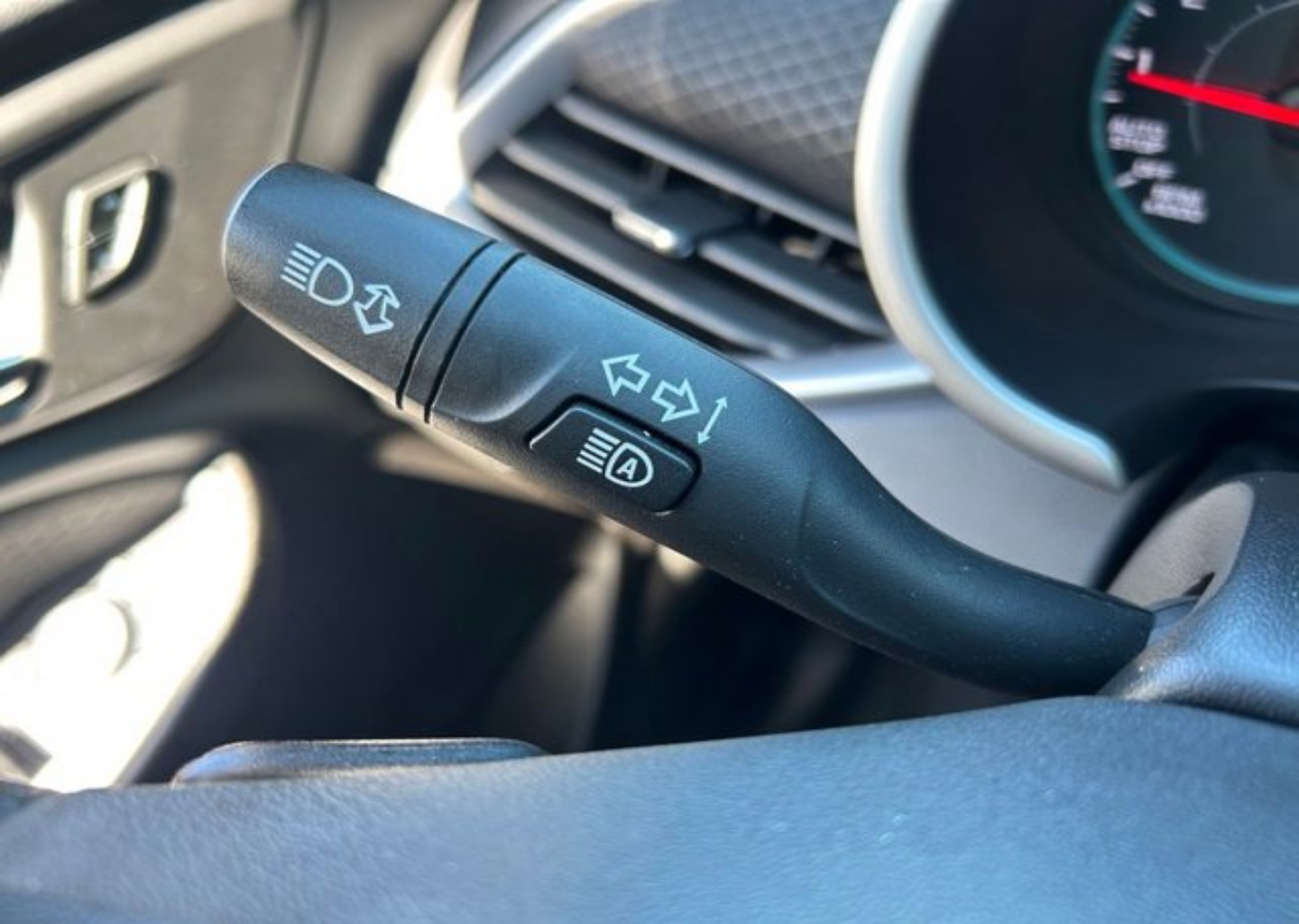 2024 Chevrolet Malibu 1LT - Photo 45