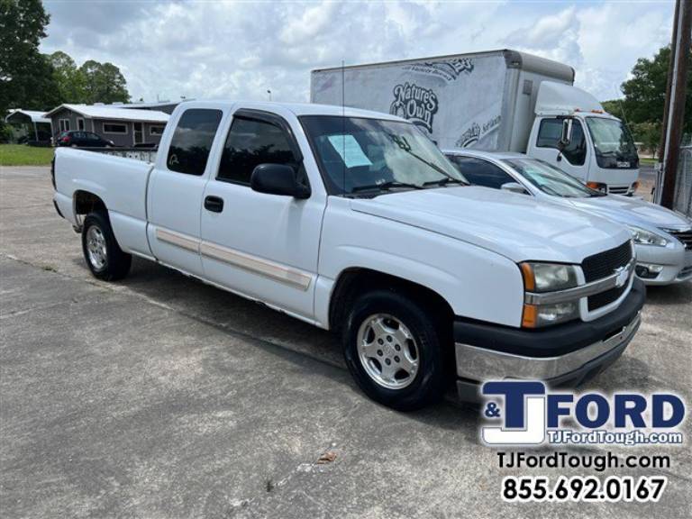 2004 Chevrolet Silverado 1500 LS
