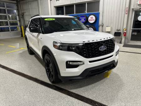 2024 Ford Explorer ST-Line