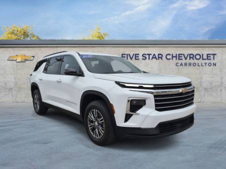 2025 Chevrolet Traverse LT