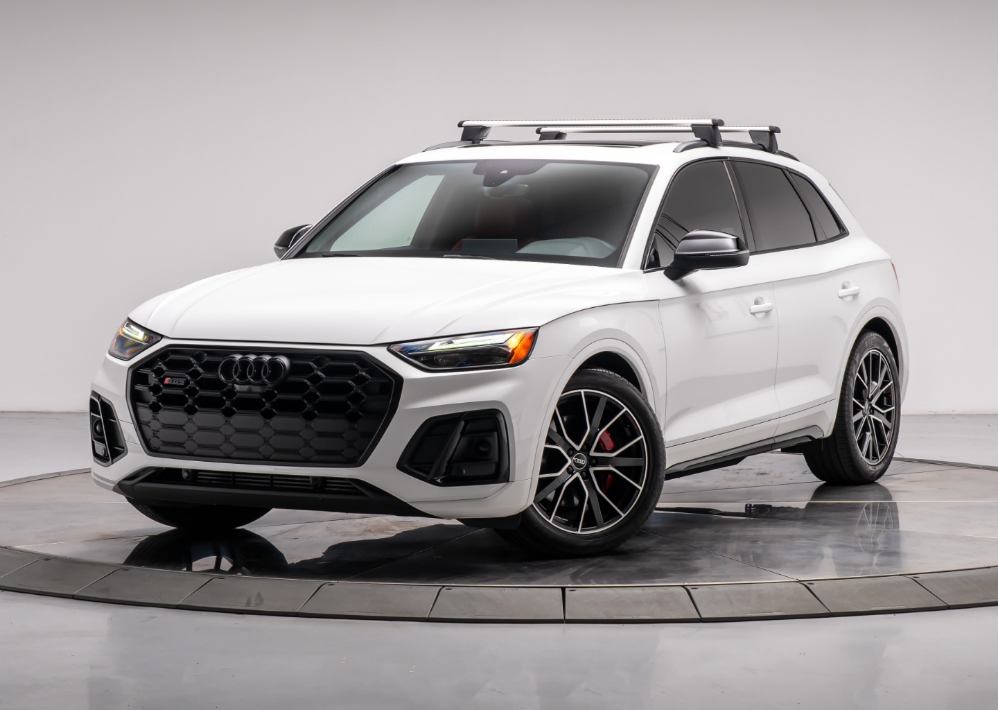 2023 Audi SQ5 Premium Plus's photo