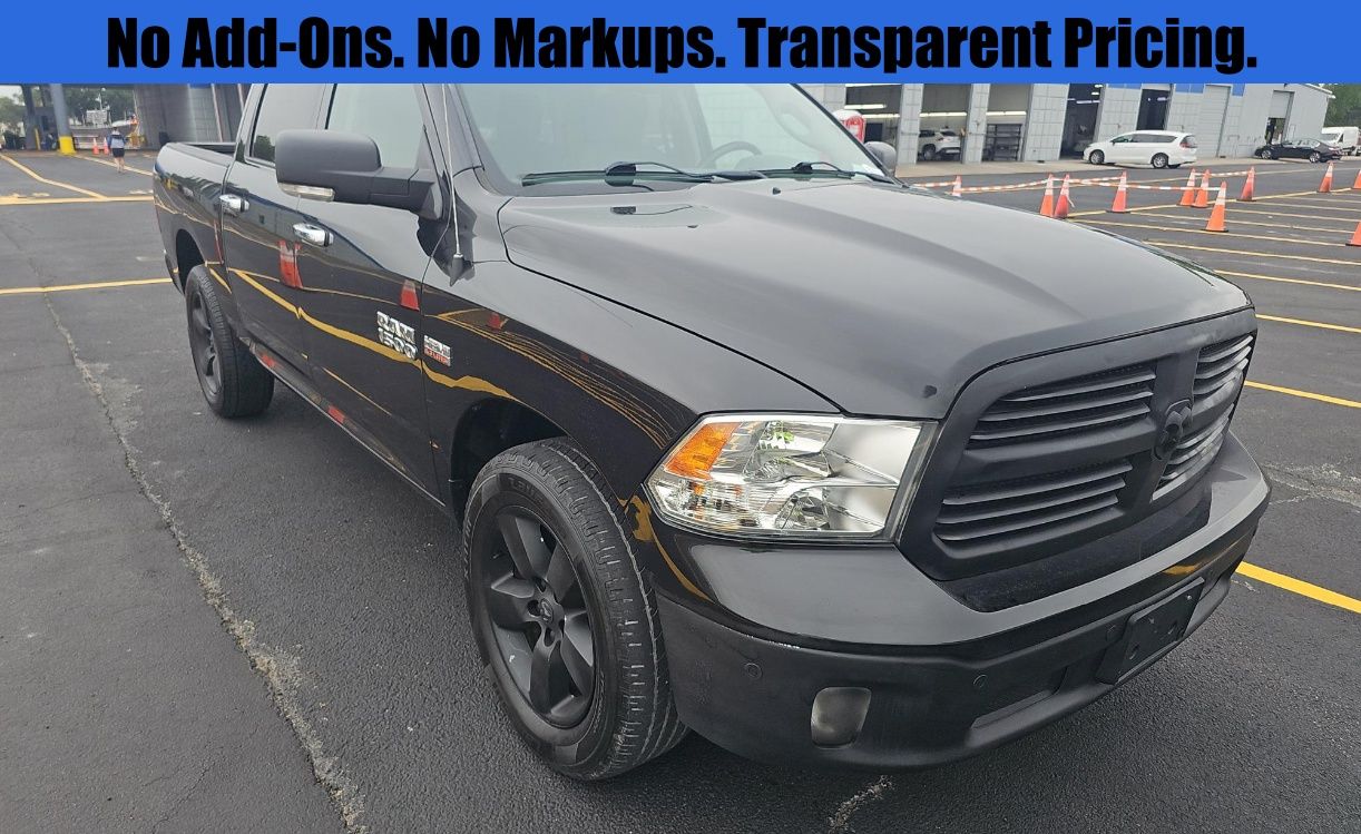 2018 RAM 1500 Big Horn 4x4 Crew Cab 5'7's photo