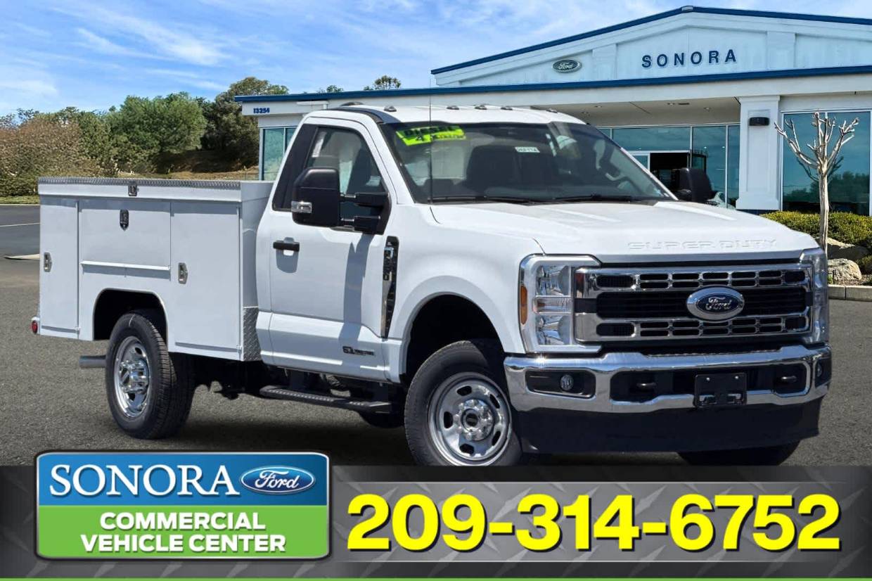 2026 Ford F-350 XL 4x4 Regular Cab 145-In SRW's photo
