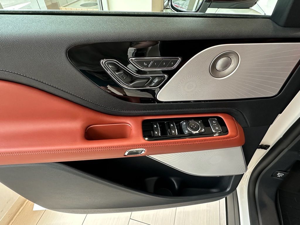 Showcase Image