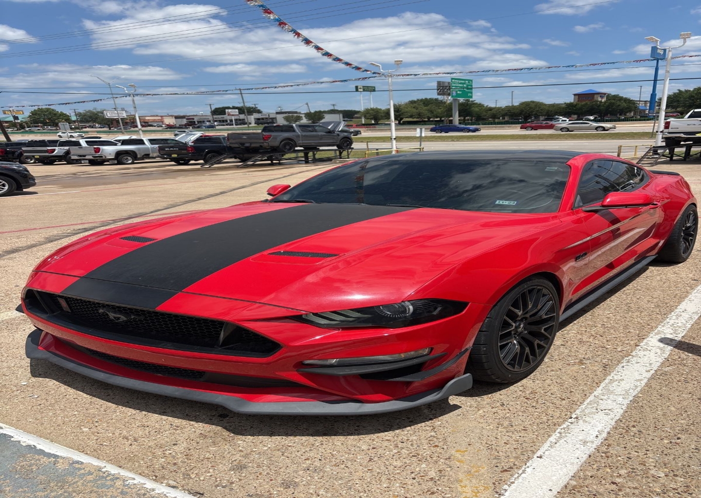 2019 Ford Mustang GT Coupe's photo