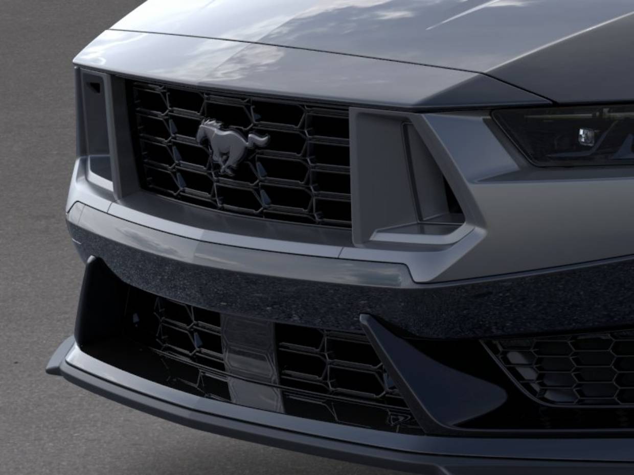 2025 Ford Mustang Dark Horse - Photo 17