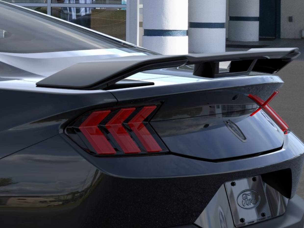 2025 Ford Mustang Dark Horse - Photo 22
