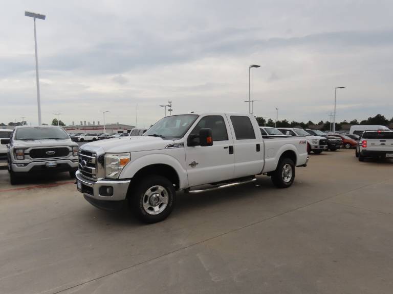 2015 Ford Super Duty F-250 SRW 4WD Crew Cab 156 XLT