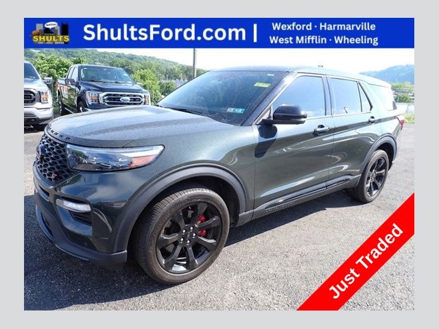 2022 Ford Explorer ST 4WD's photo