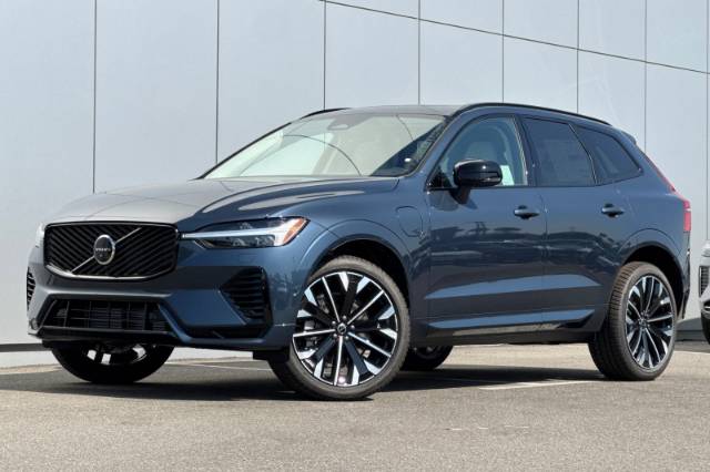 2026 Volvo XC60 Plug-In Hybrid T8 Ultra