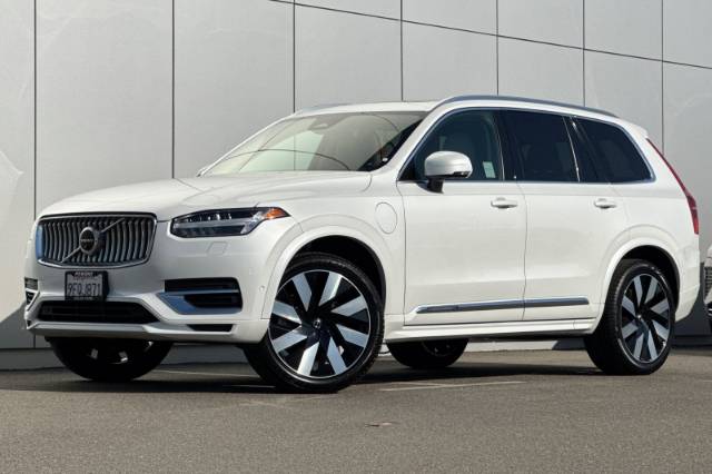 2023 Volvo XC90 Recharge Plug-In Hybrid Ultimate