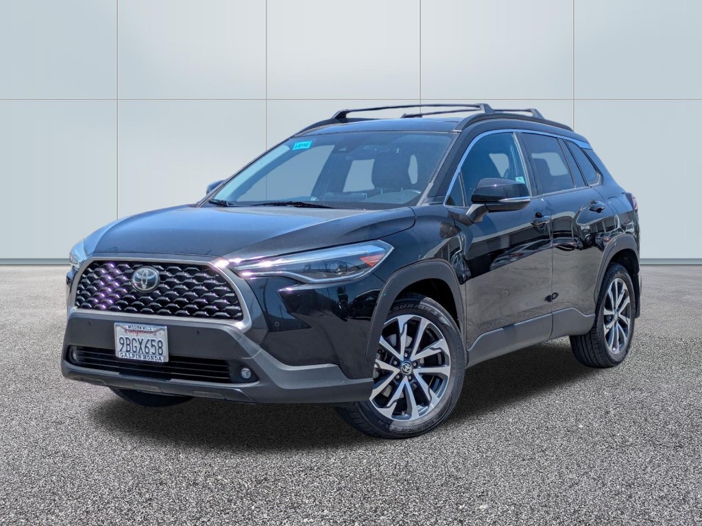 2022 Toyota Corolla Cross XLE