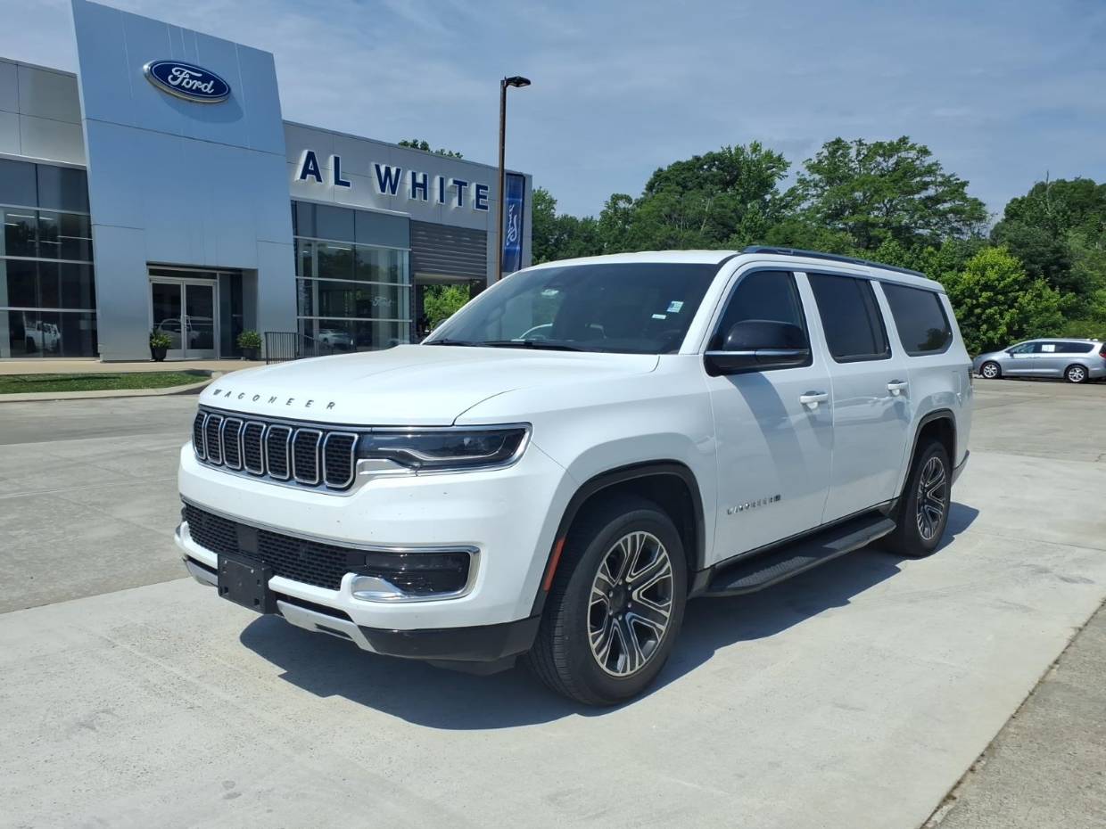 2024 Jeep Wagoneer L's photo