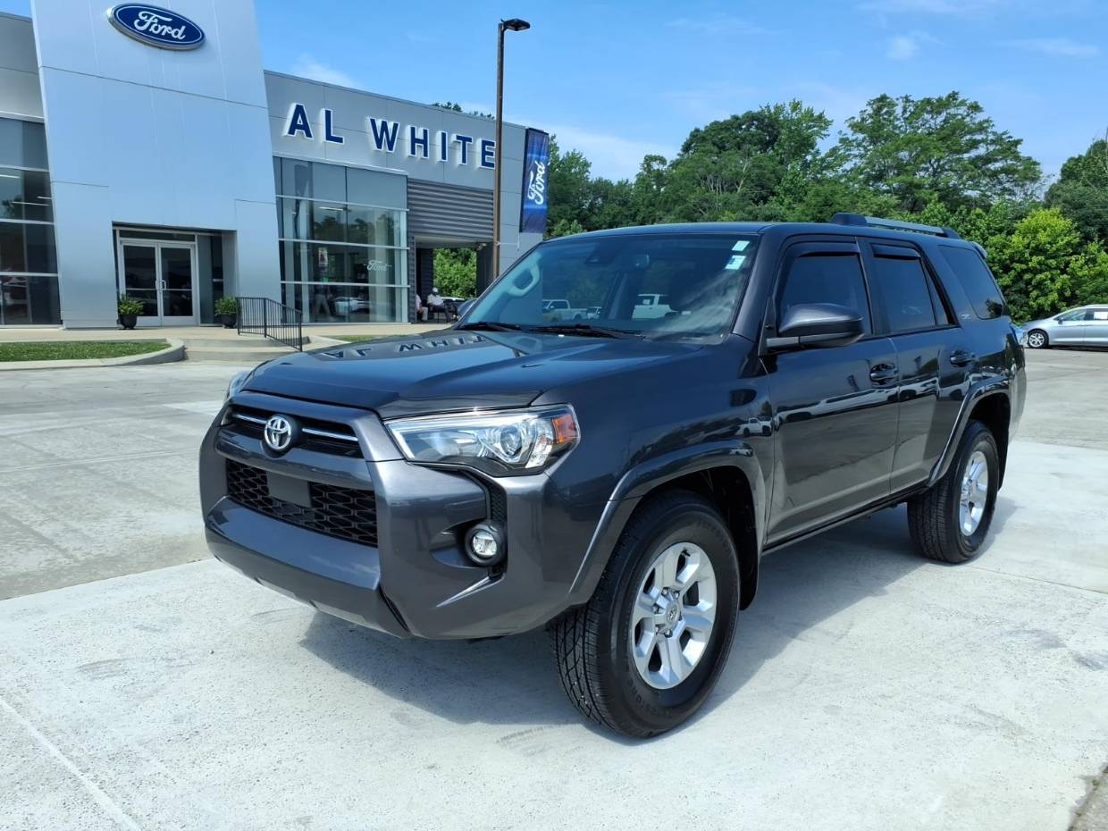 2023 Toyota 4Runner SR5 RWD V6's photo