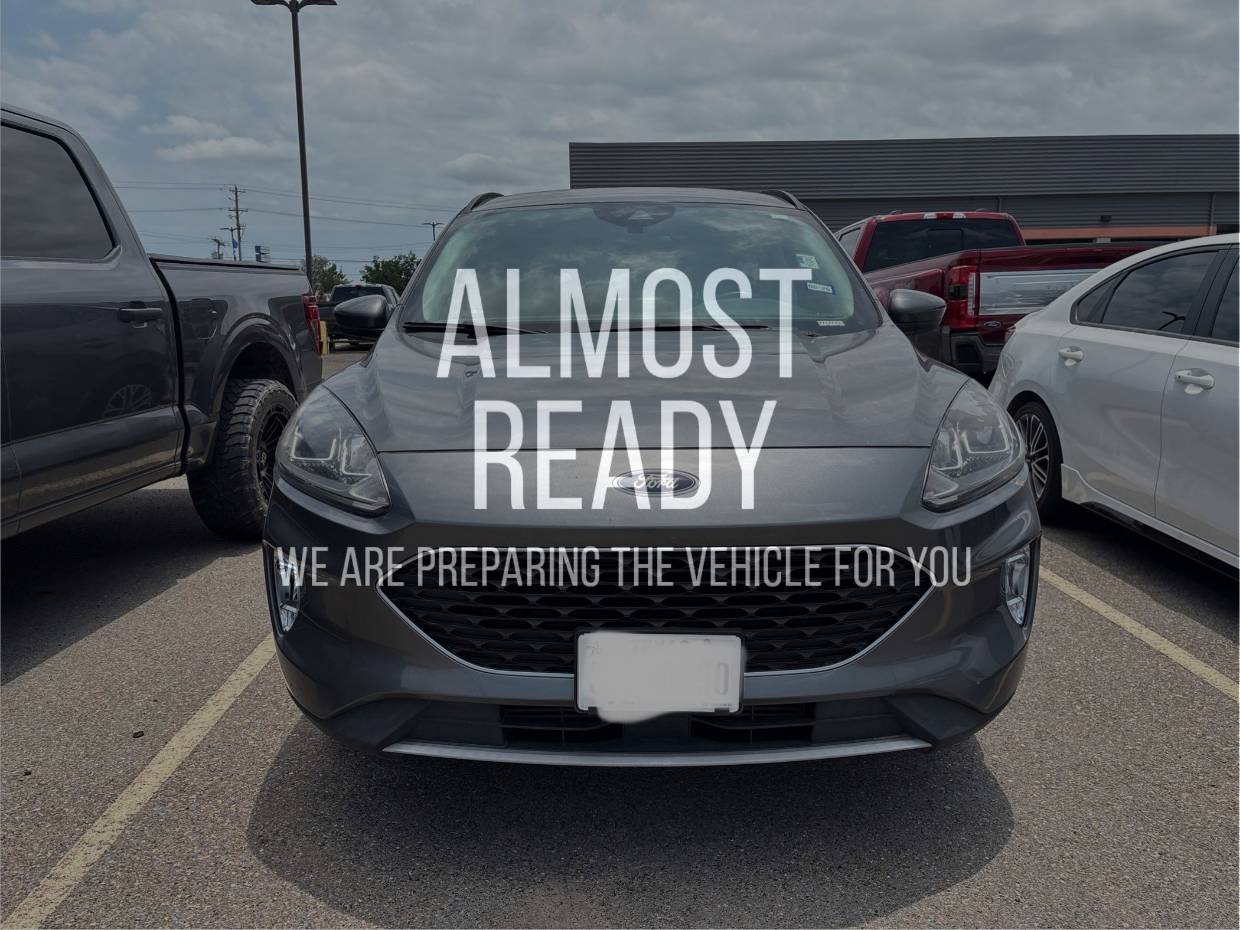 2022 Ford Escape SEL FWD's photo