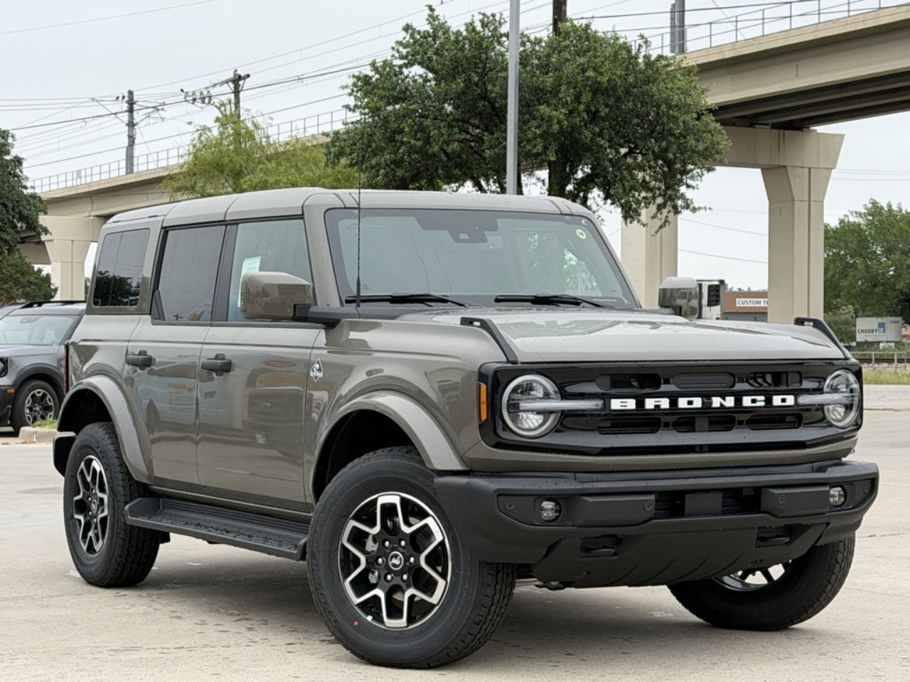 2026 Ford Bronco Outer Banks 4x4's photo
