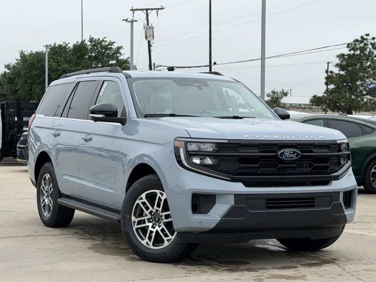 2026 Ford Expedition Active