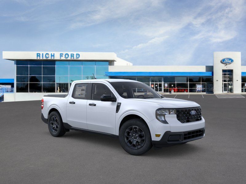2025 Ford Maverick XLT - Photo 7