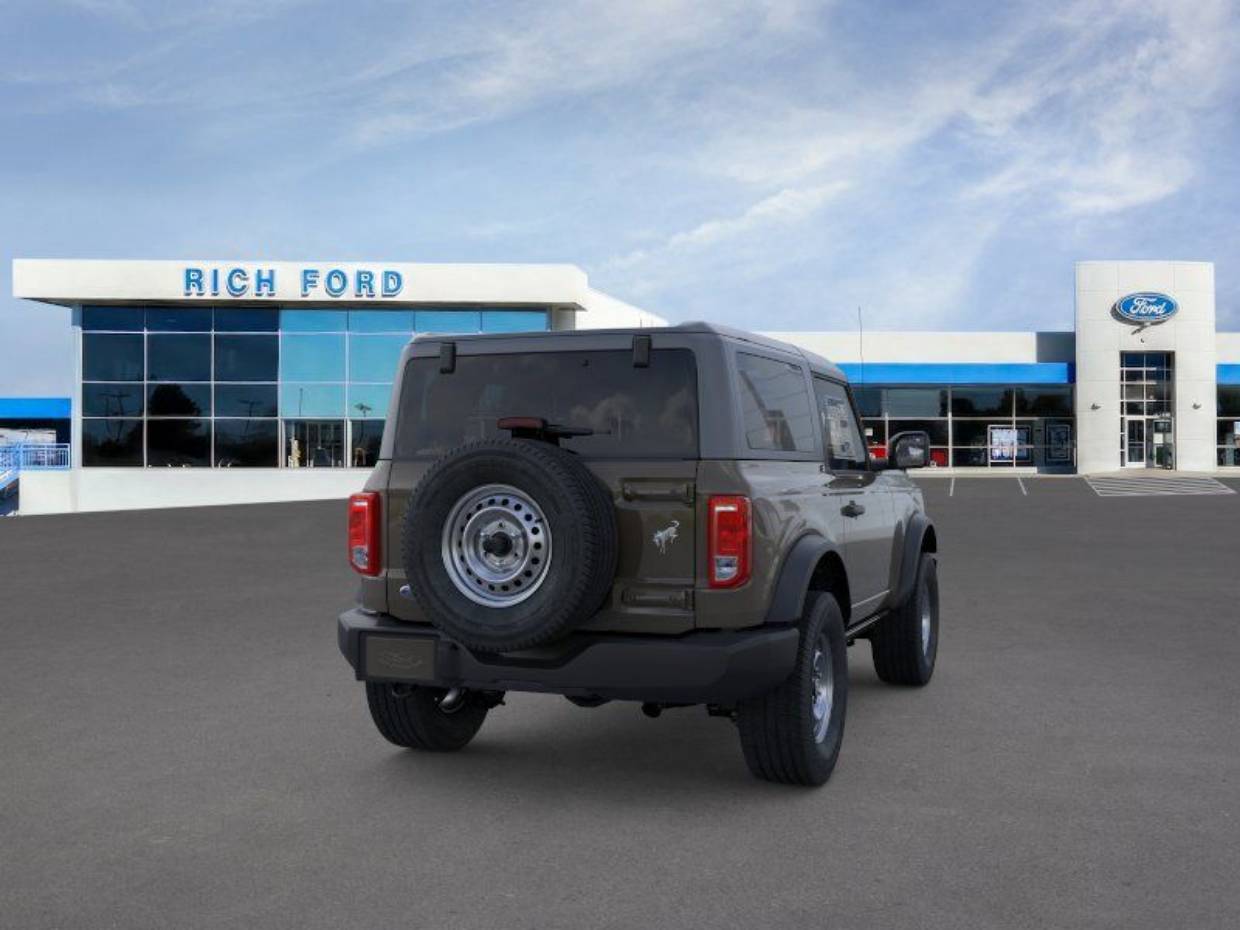 2025 Ford Bronco 2-Door Base - Photo 8
