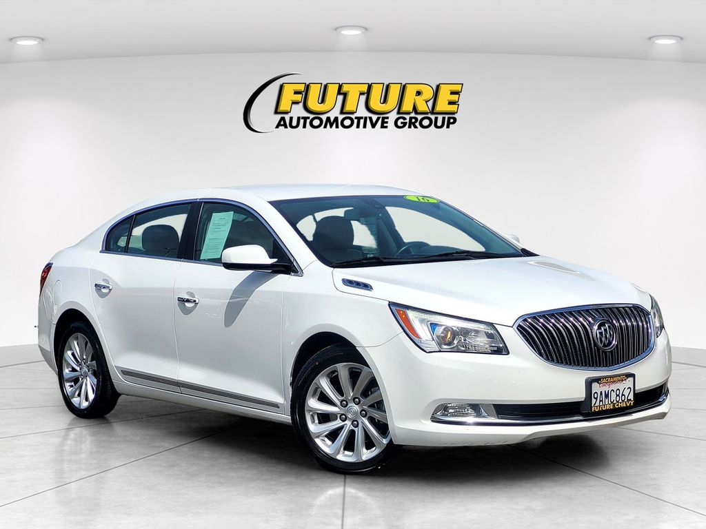 2016 Buick LaCrosse Base