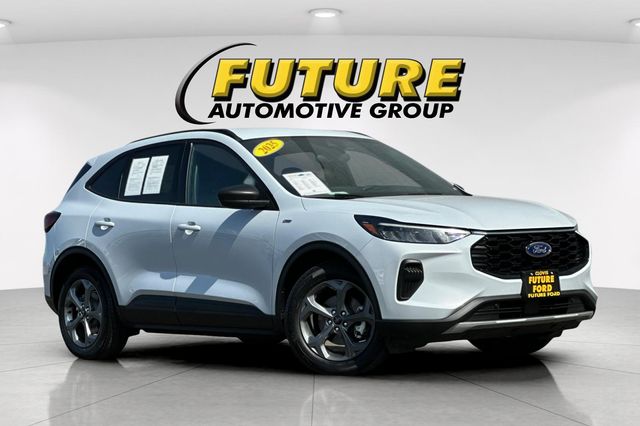 2025 Ford Escape Hybrid ST-Line