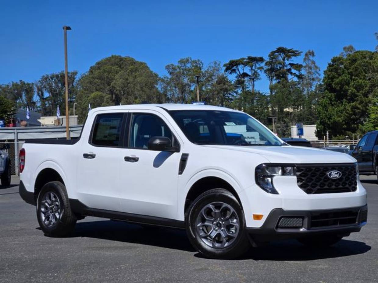 2026 Ford Maverick XLT FWD's photo