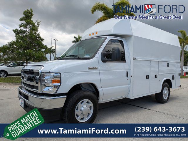 2026 Ford E-Series SRW E-350 Super Duty 138 in WB's photo