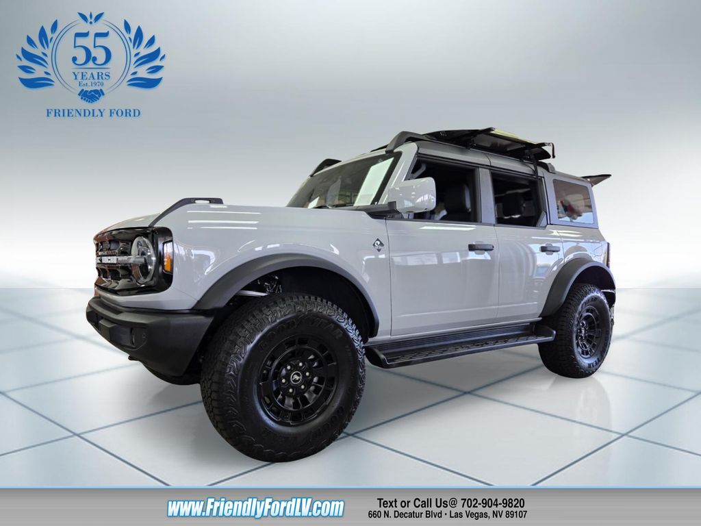 2026 Ford Bronco Outer Banks