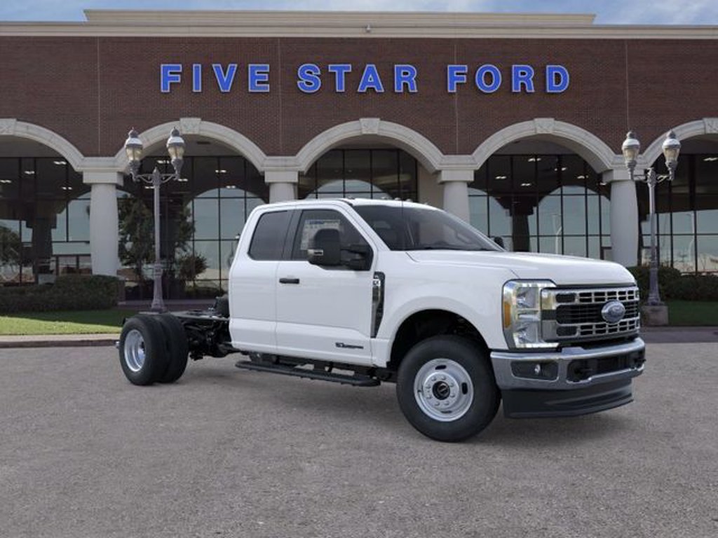New 2026 Ford Super Duty F-350 DRW XL