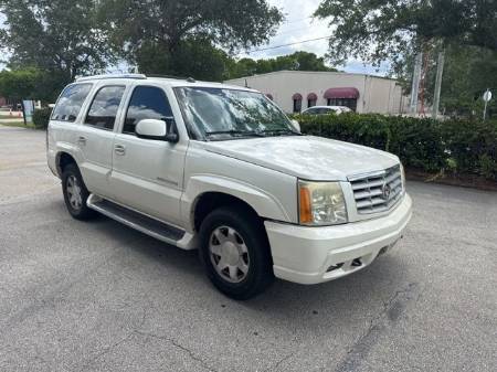 2004 Cadillac Escalade Base