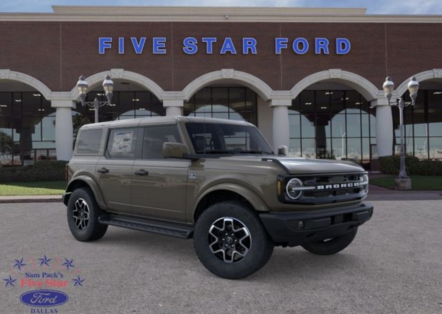2026 Ford Bronco Outer Banks 4x4's photo