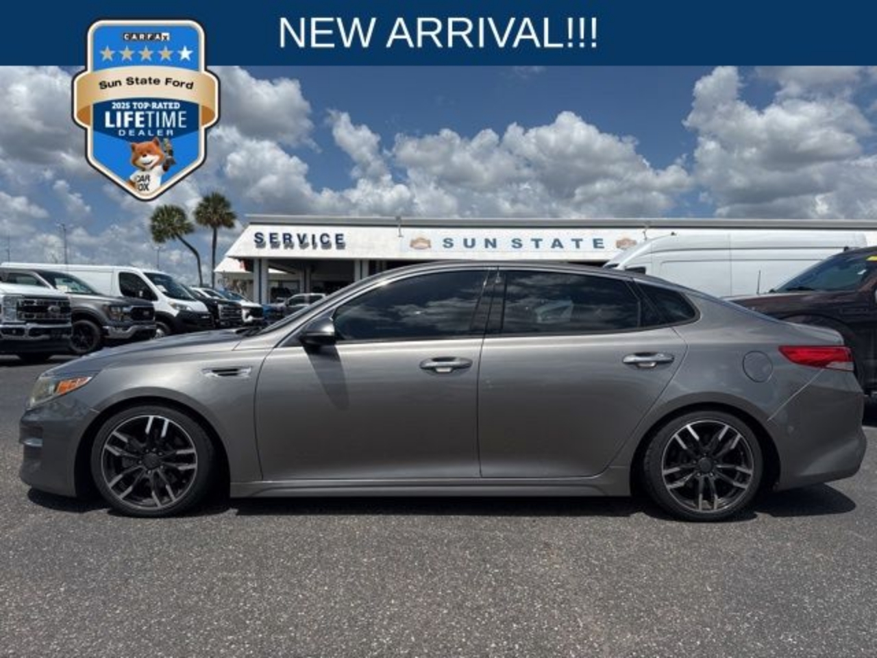 2018 Kia Optima EX AT's photo