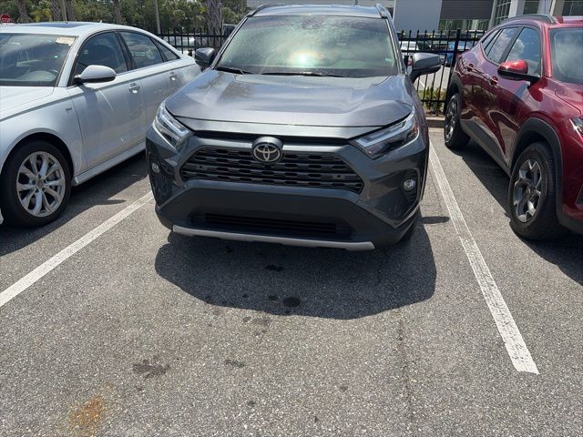 2025 Toyota RAV4 Hybrid LE