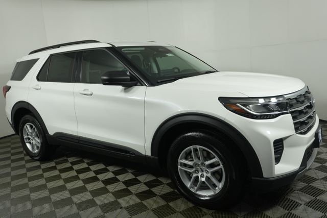 2026 Ford Explorer Active 4WD's photo