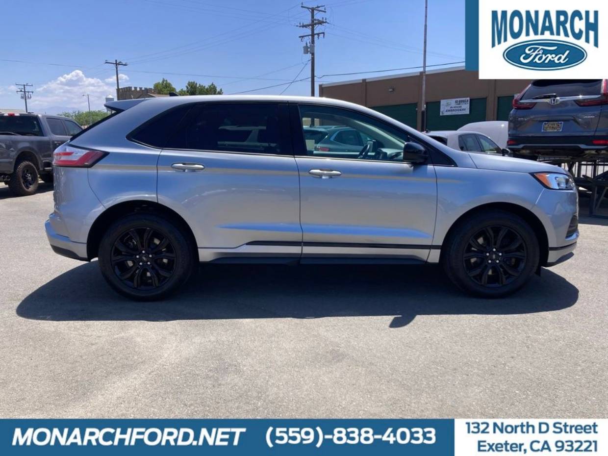 2024 Ford Edge SE AWD's photo