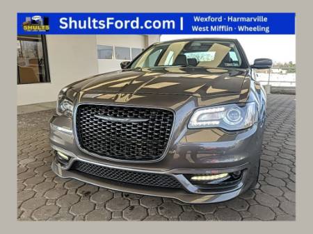 2023 Chrysler 300 Touring