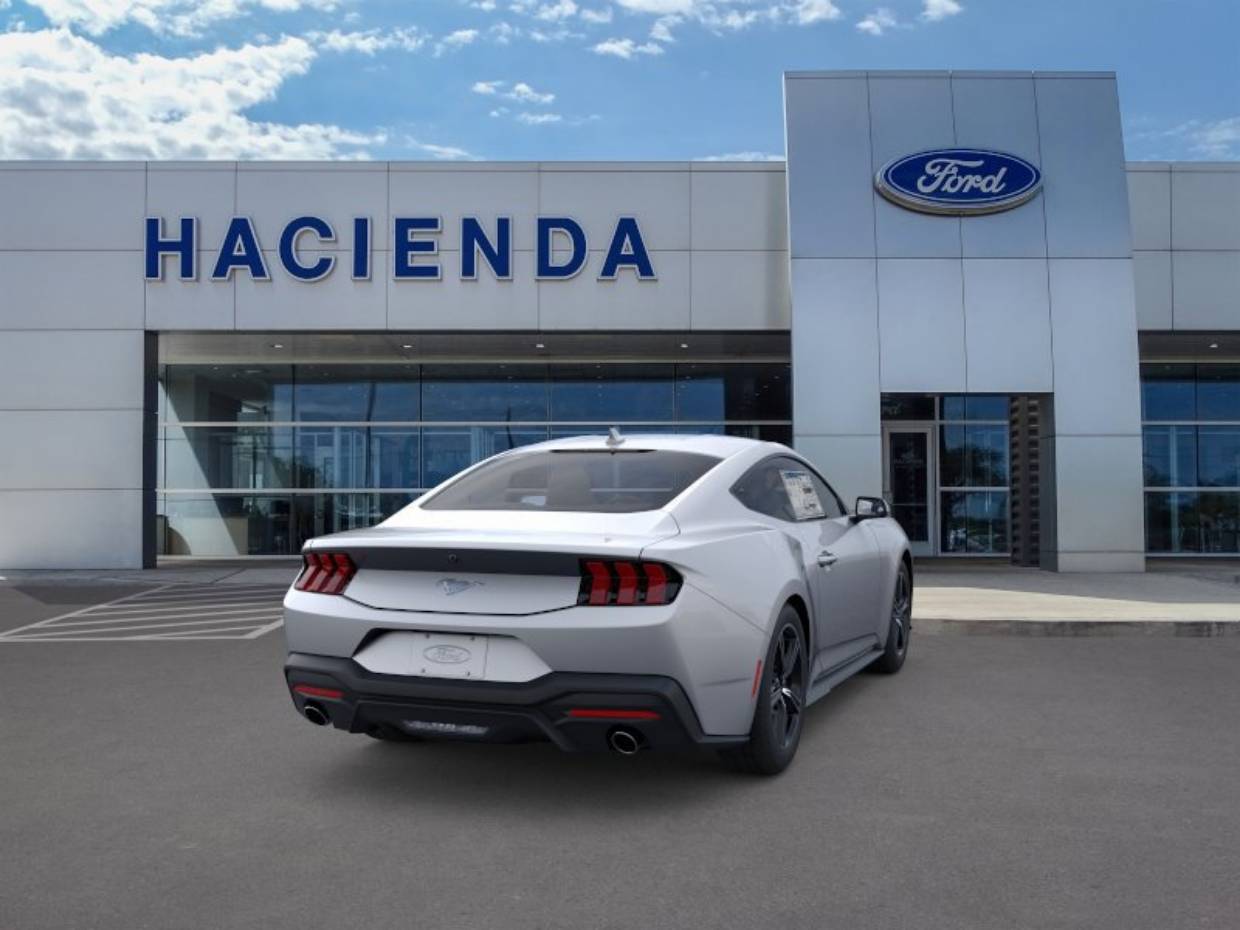 2025 Ford Mustang EcoBoost Fastback - Photo 8