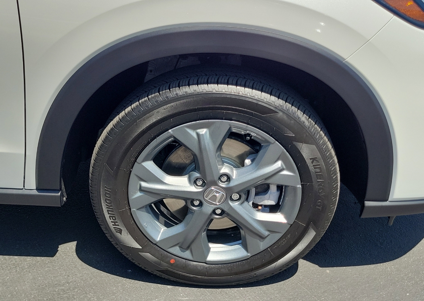 2026 Honda HR-V LX - Photo 6